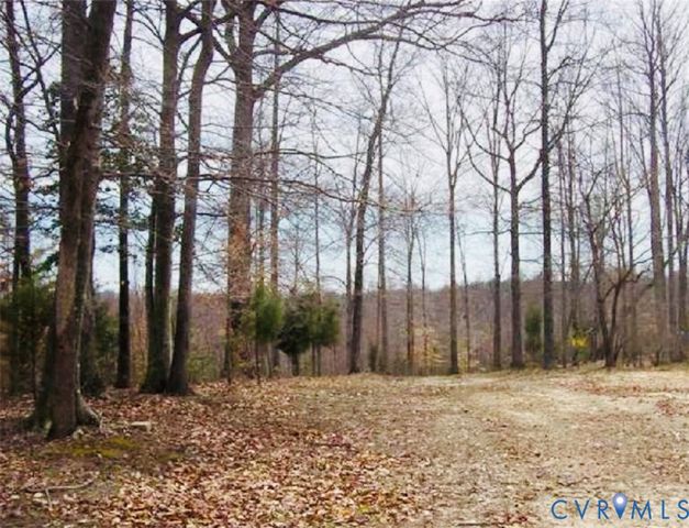 11250 New Town Rd, New Kent, VA 23124