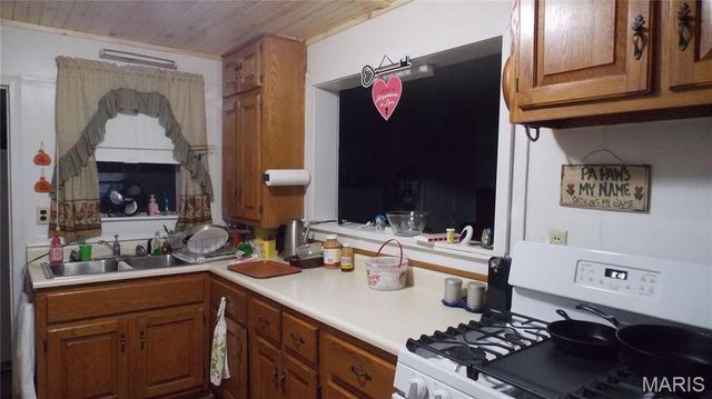 407 First Street, Doniphan, MO 63935