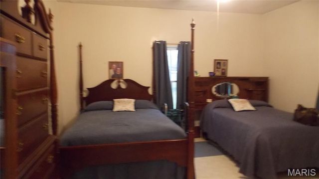 407 First Street, Doniphan, MO 63935