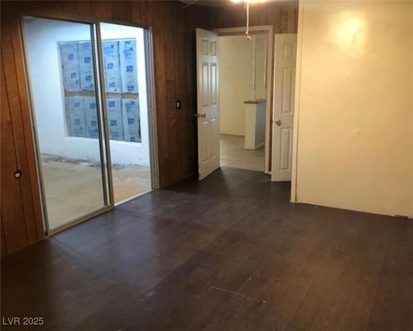 2639 Heritage Drive, Las Vegas, NV 89121