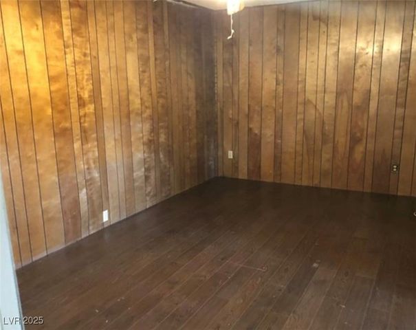 2639 Heritage Drive, Las Vegas, NV 89121