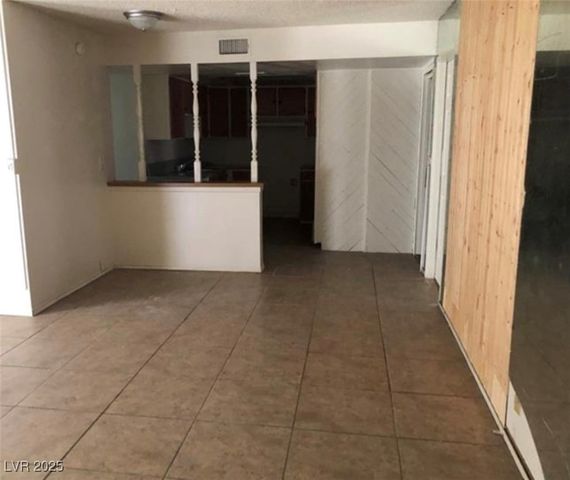 2639 Heritage Drive, Las Vegas, NV 89121