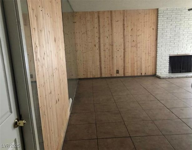 2639 Heritage Drive, Las Vegas, NV 89121