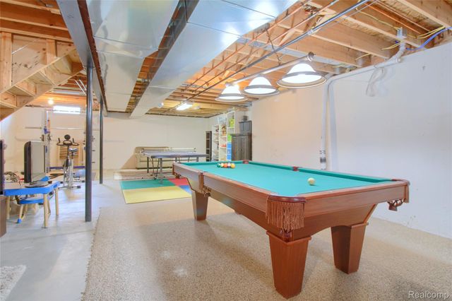 42933 Sadie Lane, Van Buren Charter Township, MI 48111