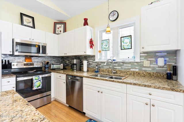 811 N Carolina Beach Avenue N Unit 2, Carolina Beach, NC 28428