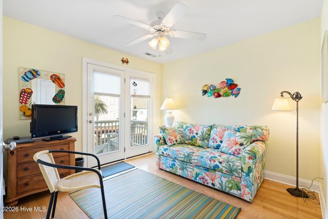 811 N Carolina Beach Avenue N Unit 2, Carolina Beach, NC 28428