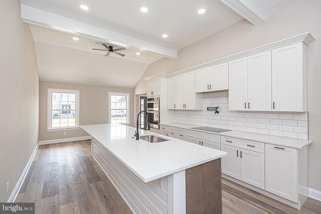9405 LAKE VIEW DR, Berlin, MD 21811