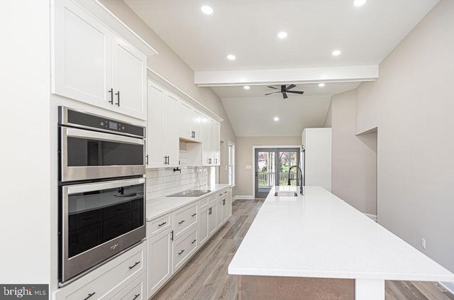 9405 LAKE VIEW DR, Berlin, MD 21811