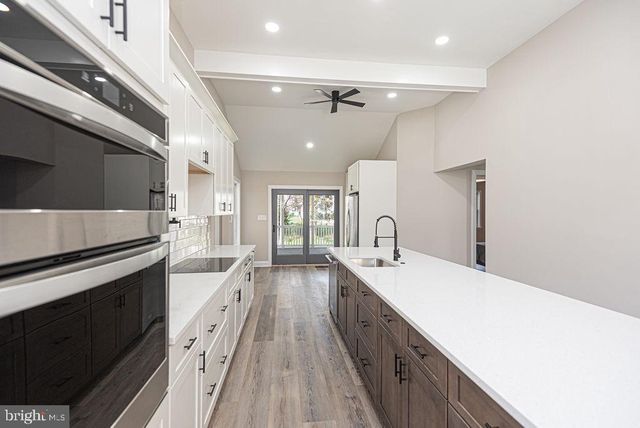 9405 LAKE VIEW DR, Berlin, MD 21811