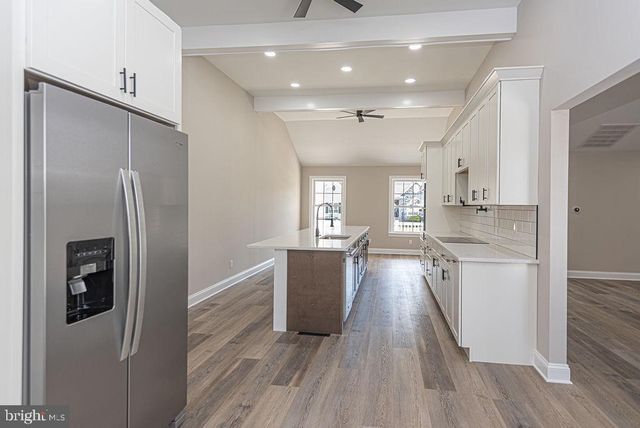 9405 LAKE VIEW DR, Berlin, MD 21811