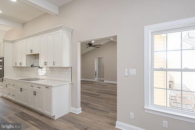 9405 LAKE VIEW DR, Berlin, MD 21811