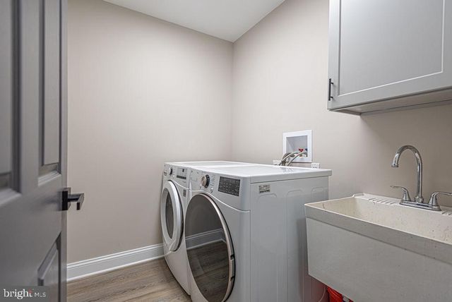 9405 LAKE VIEW DR, Berlin, MD 21811