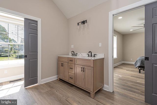 9405 LAKE VIEW DR, Berlin, MD 21811