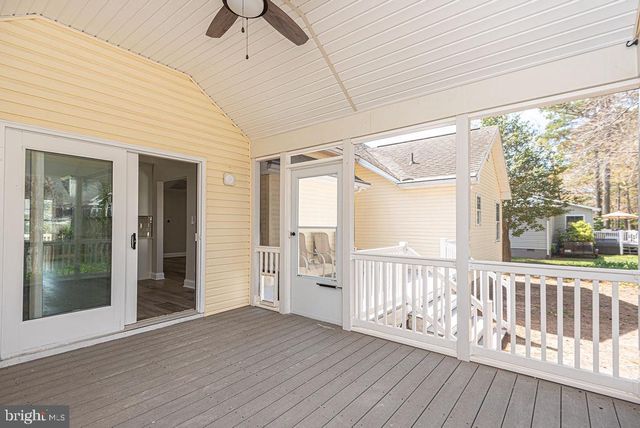 9405 LAKE VIEW DR, Berlin, MD 21811