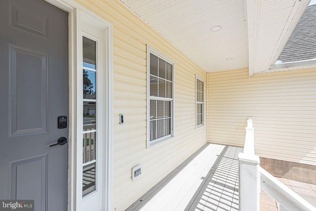 9405 LAKE VIEW DR, Berlin, MD 21811