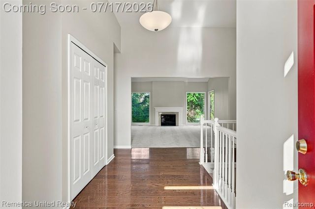 24597 Edgewood Drive, Novi, MI 48374