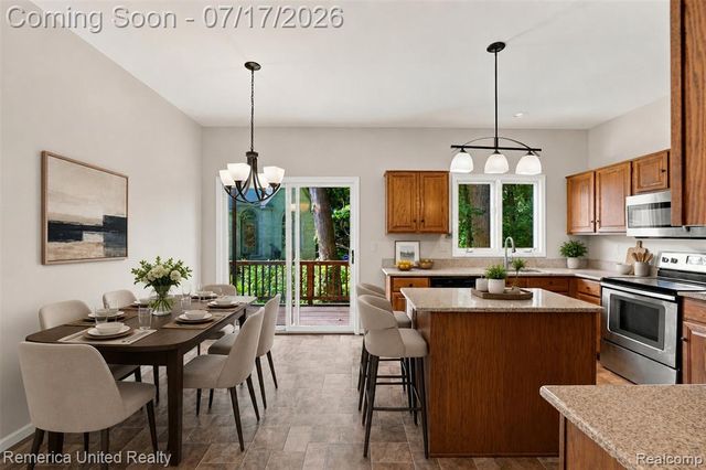 24597 Edgewood Drive, Novi, MI 48374