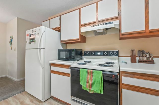 1920 Bent Grass Dr Apt 35J, Surfside Beach, SC 29575
