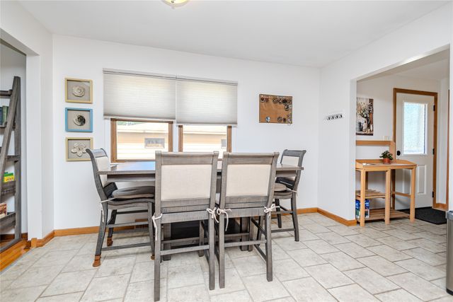 518 Lewis Avenue, Norwalk, IA 50211
