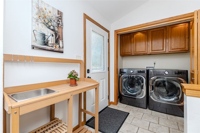 518 Lewis Avenue, Norwalk, IA 50211