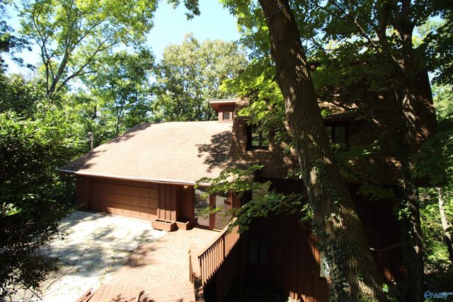2218 Briarcliff Road SE, Huntsville, AL 35801