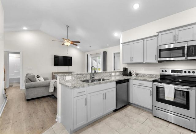 224 Fishburn Dr., Conway, SC 29526