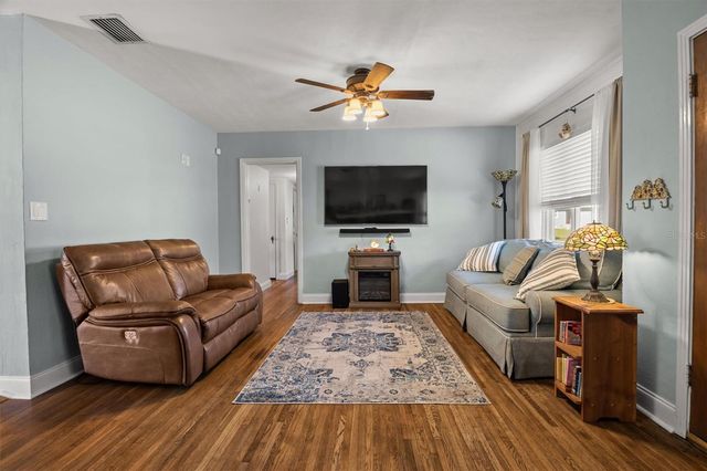 3216 CLEVELAND HEIGHTS BOULEVARD, Lakeland, FL 33803