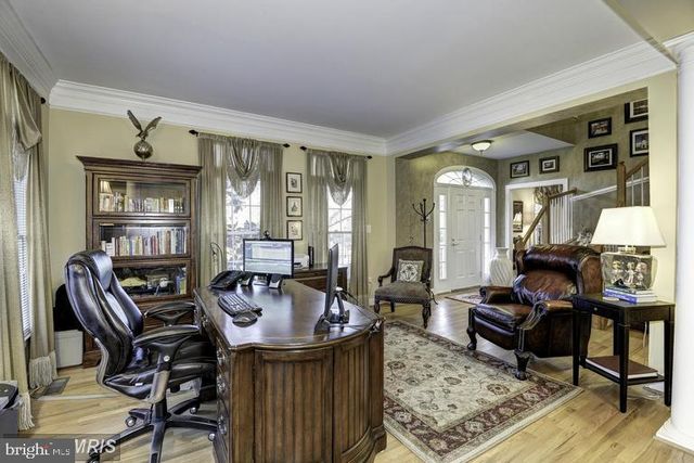 10501 CHANCERY CT, Fairfax, VA 22030