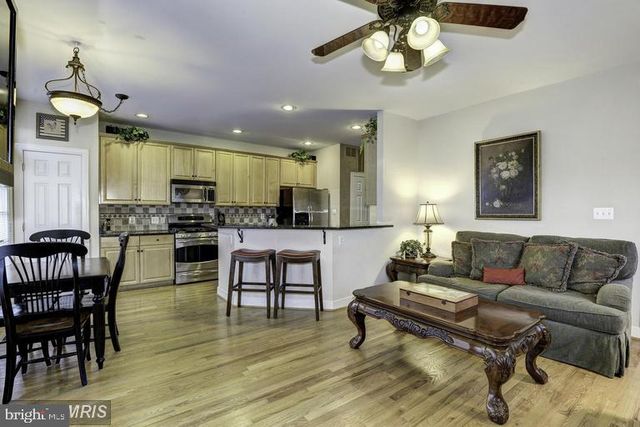 10501 CHANCERY CT, Fairfax, VA 22030
