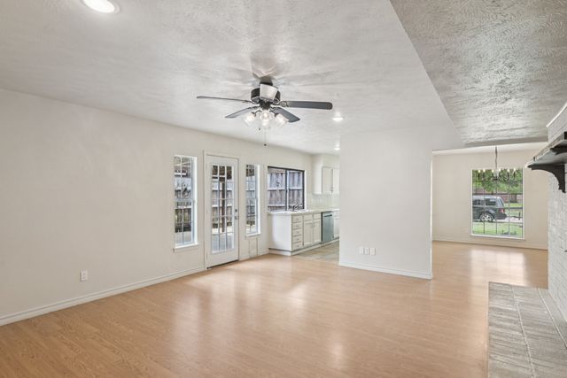 2622 Riviera Drive, Garland, TX 75040