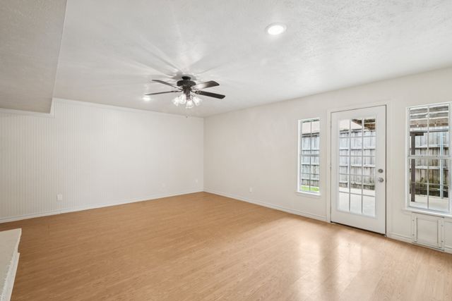 2622 Riviera Drive, Garland, TX 75040