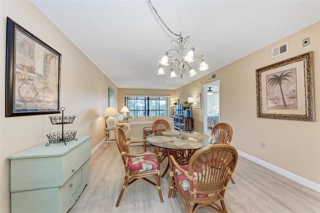 625 30TH AVENUE W G403, Bradenton, FL 34205