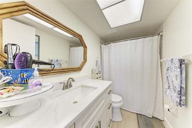 625 30TH AVENUE W G403, Bradenton, FL 34205