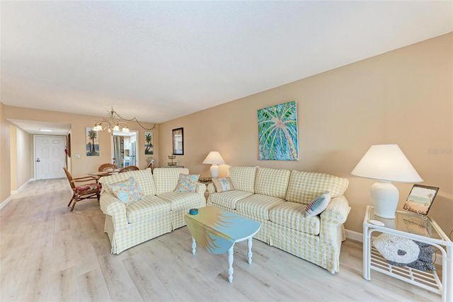 625 30TH AVENUE W G403, Bradenton, FL 34205