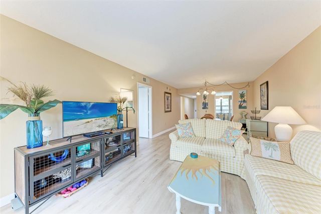 625 30TH AVENUE W G403, Bradenton, FL 34205