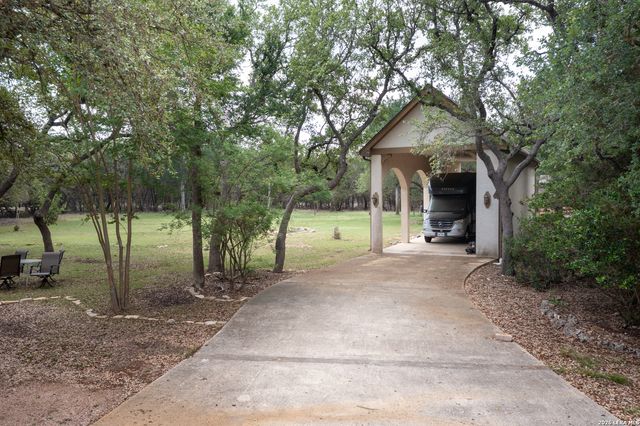 1071 Glenwood, Bulverde, TX 78163
