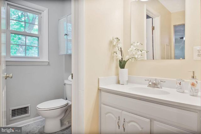 10611 MEADOWHILL RD, Silver Spring, MD 20901