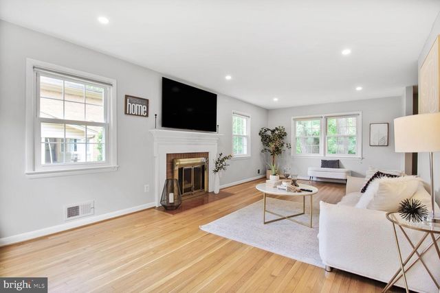 10611 MEADOWHILL RD, Silver Spring, MD 20901