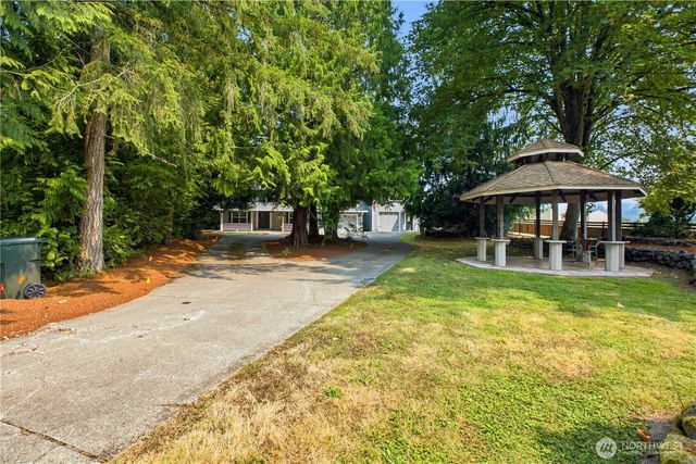 17664 SE 303rd Street, Kent, WA 98042