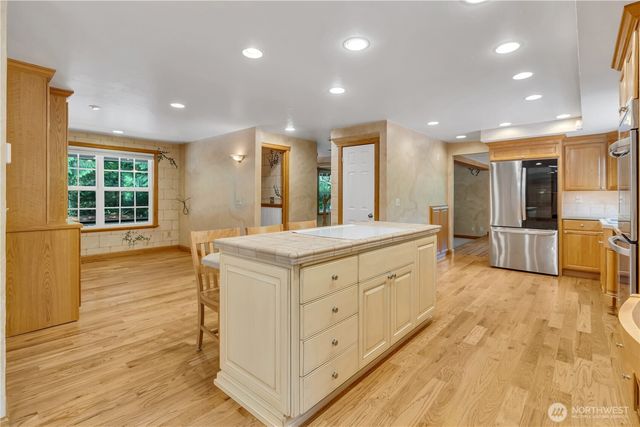 17664 SE 303rd Street, Kent, WA 98042