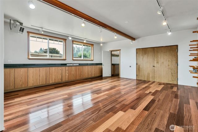 17664 SE 303rd Street, Kent, WA 98042