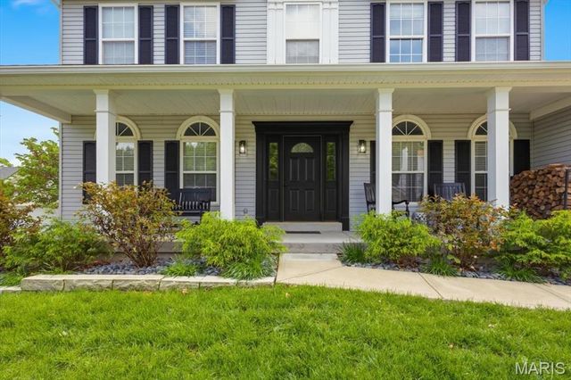 350 Harbour Pointe Drive, Wildwood, MO 63040
