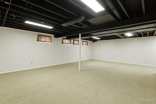350 Harbour Pointe Drive, Wildwood, MO 63040