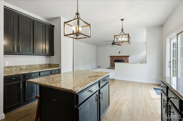 350 Harbour Pointe Drive, Wildwood, MO 63040