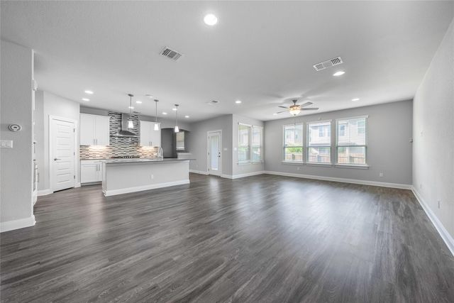 3002 Maysilee ST, Austin, TX 78728