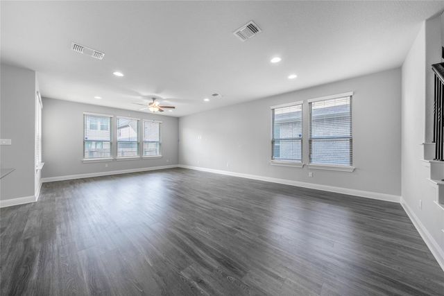 3002 Maysilee ST, Austin, TX 78728