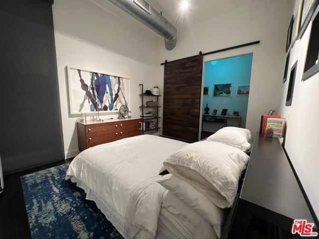 13320 Beach Avenue 102, Marina Del Rey, CA 90292