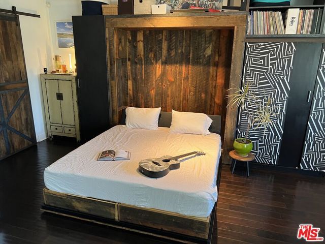 13320 Beach Avenue 102, Marina Del Rey, CA 90292