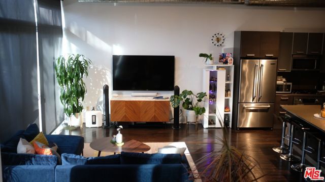 13320 Beach Avenue 102, Marina Del Rey, CA 90292