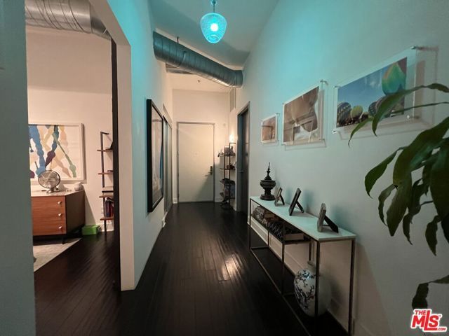 13320 Beach Avenue 102, Marina Del Rey, CA 90292